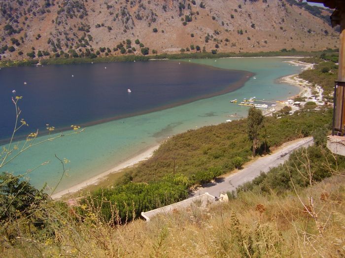 kreta_lake_kournas_01_panorama.jpg, 98kB