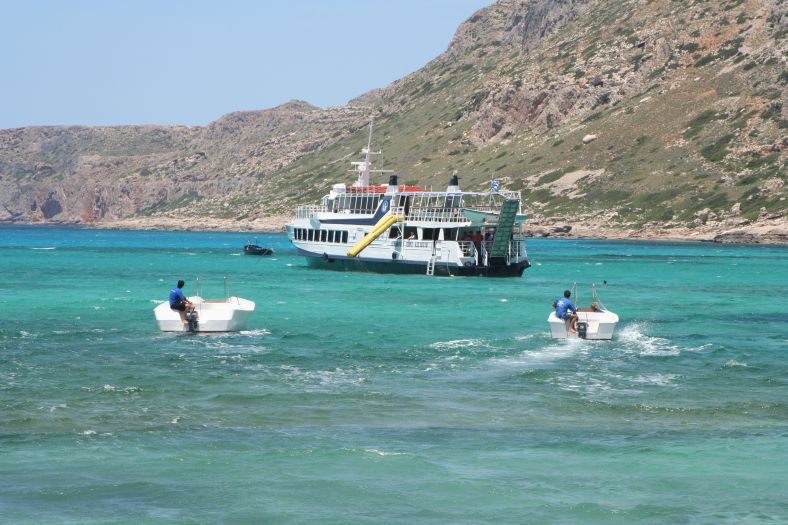 kreta_gramvousa_41_die_naechsten_holen.jpg, 99kB