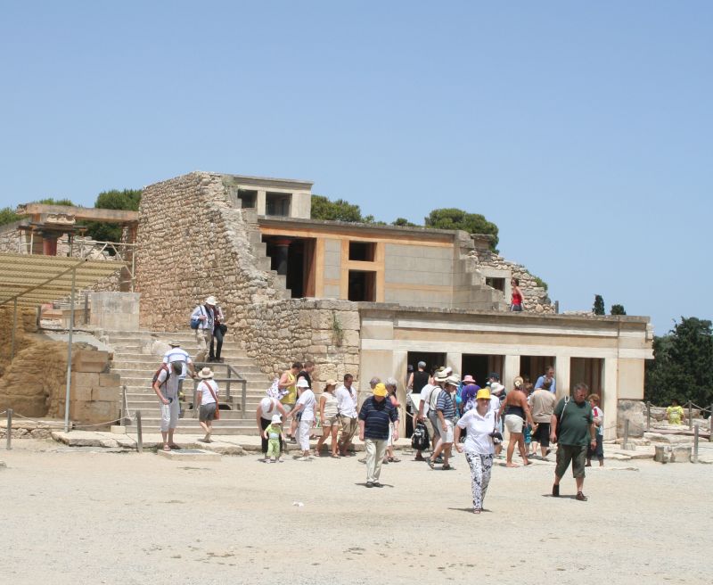 knossos_10_komplex_mit_thronsaal.jpg, 79kB