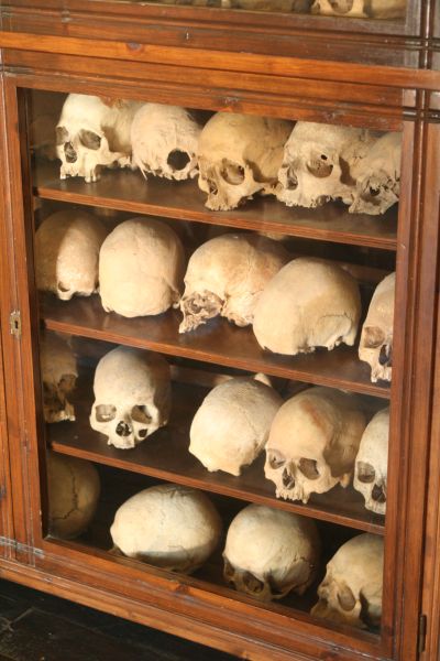 moni_arkadiou_totenschaedel_02.jpg, 65kB