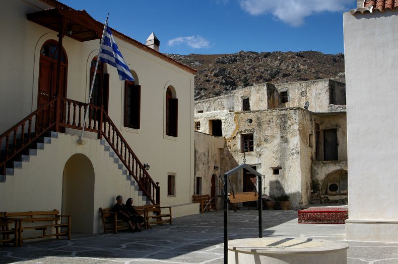 kreta_moni_preveli_05.jpg, 79kB