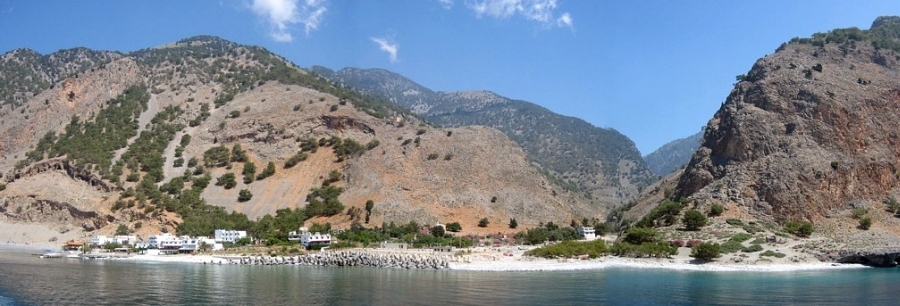 kreta_samaria_schlucht_ende_am_strand_von_agia-roumeli.jpg, 227kB