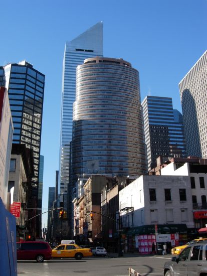 new-york_lipstick_building.jpg, 55kB