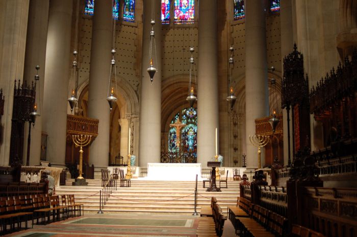 new-york_saint-john-catedrale_03_altar.jpg, 59kB