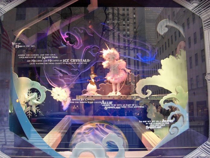 new-york_einkaufen_03_saks-5te-avenue_06_schaufenster_03.jpg, 320kB