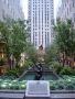 new-york_rockefeller-center_03_garten_02_klein.jpg, 2,6kB