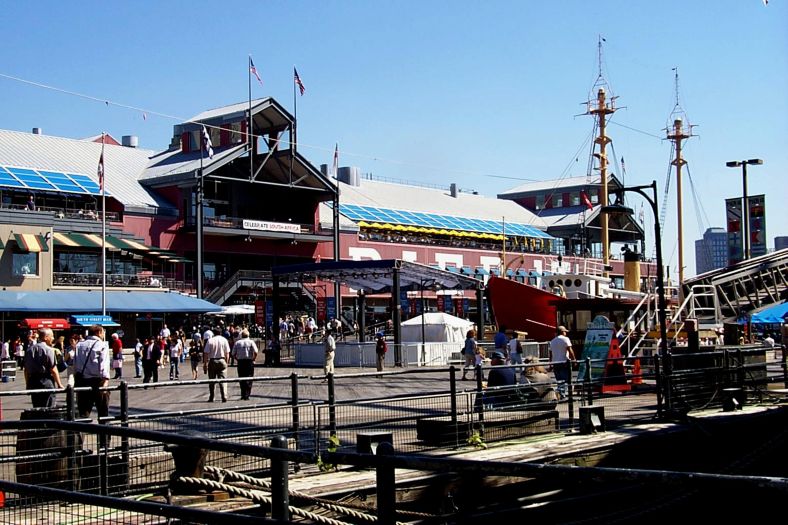 new-york_seaport_01.jpg, 101kB