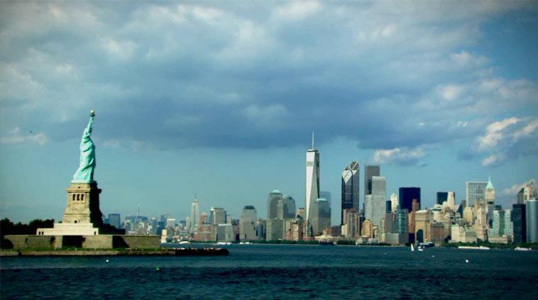 new-york_blick_skyline_04_miss-liberty.jpg, 39kB