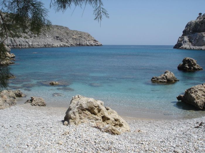 anthony_quinn_bucht_02.jpg, 94kB