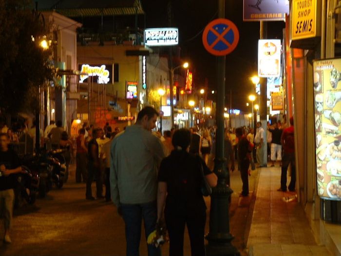 faliraki_ort_02_nachts_01.jpg, 64kB