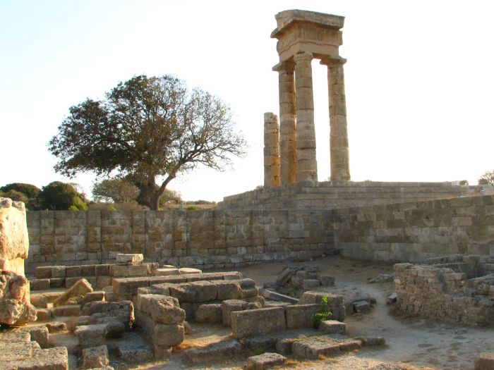 rhodos_akropolis_tempel_des_apollo.jpg, 72kB